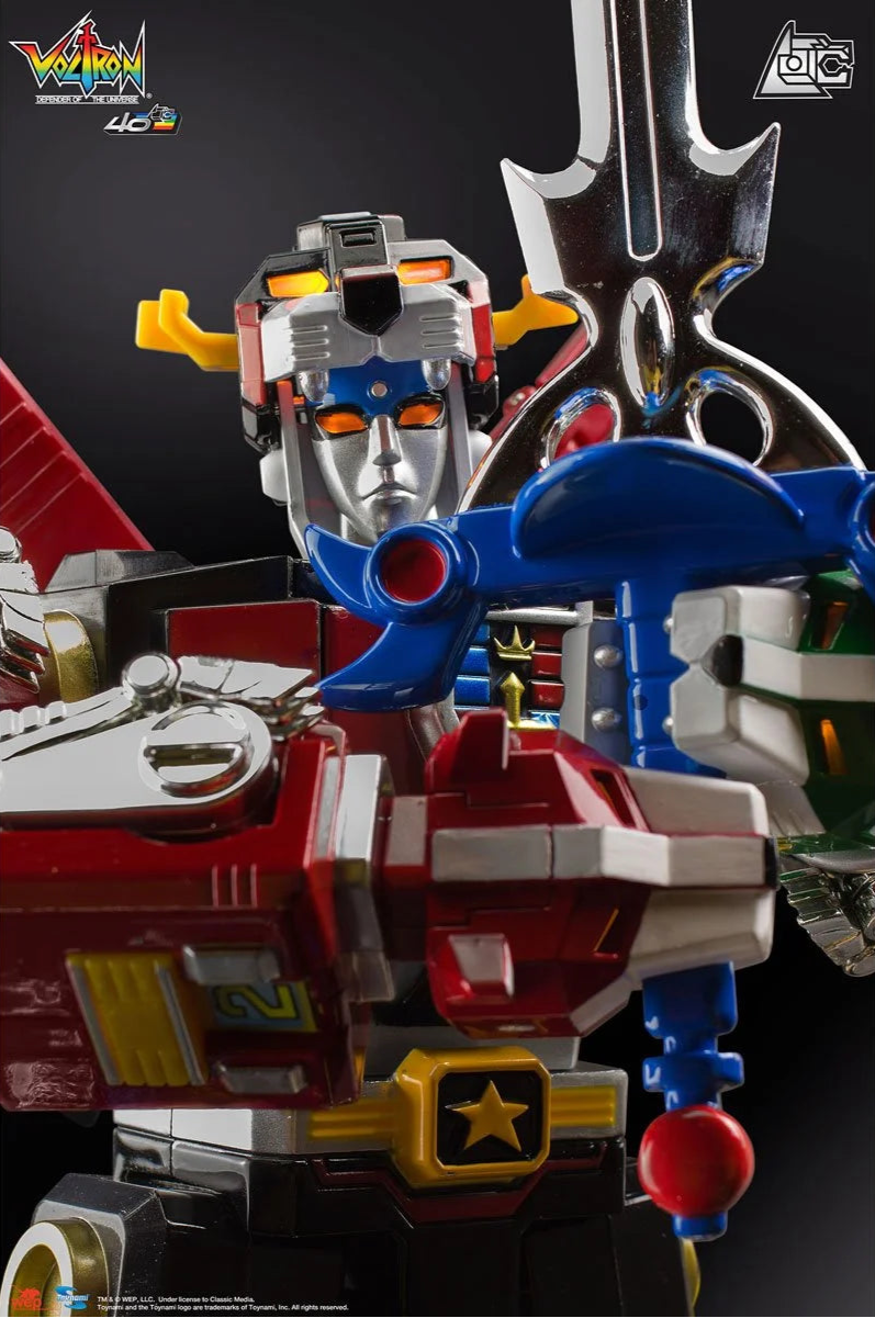 Voltron 40th Anniversary Gift Set with Light-Up Sound Base