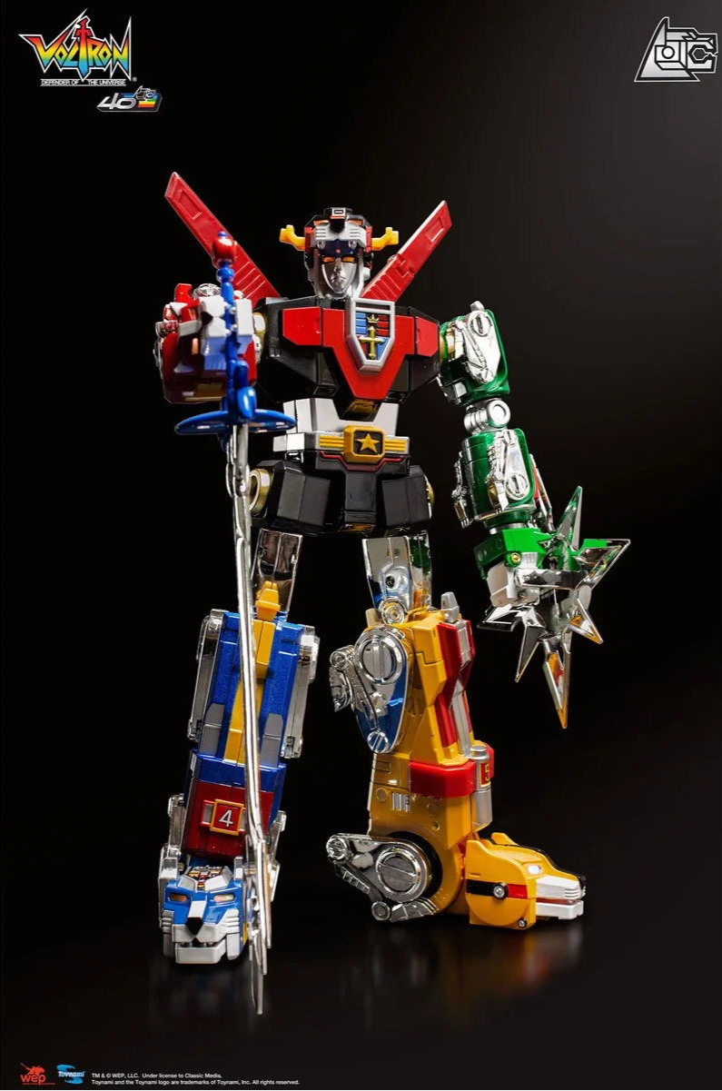 Voltron 40th Anniversary Gift Set with Light-Up Sound Base