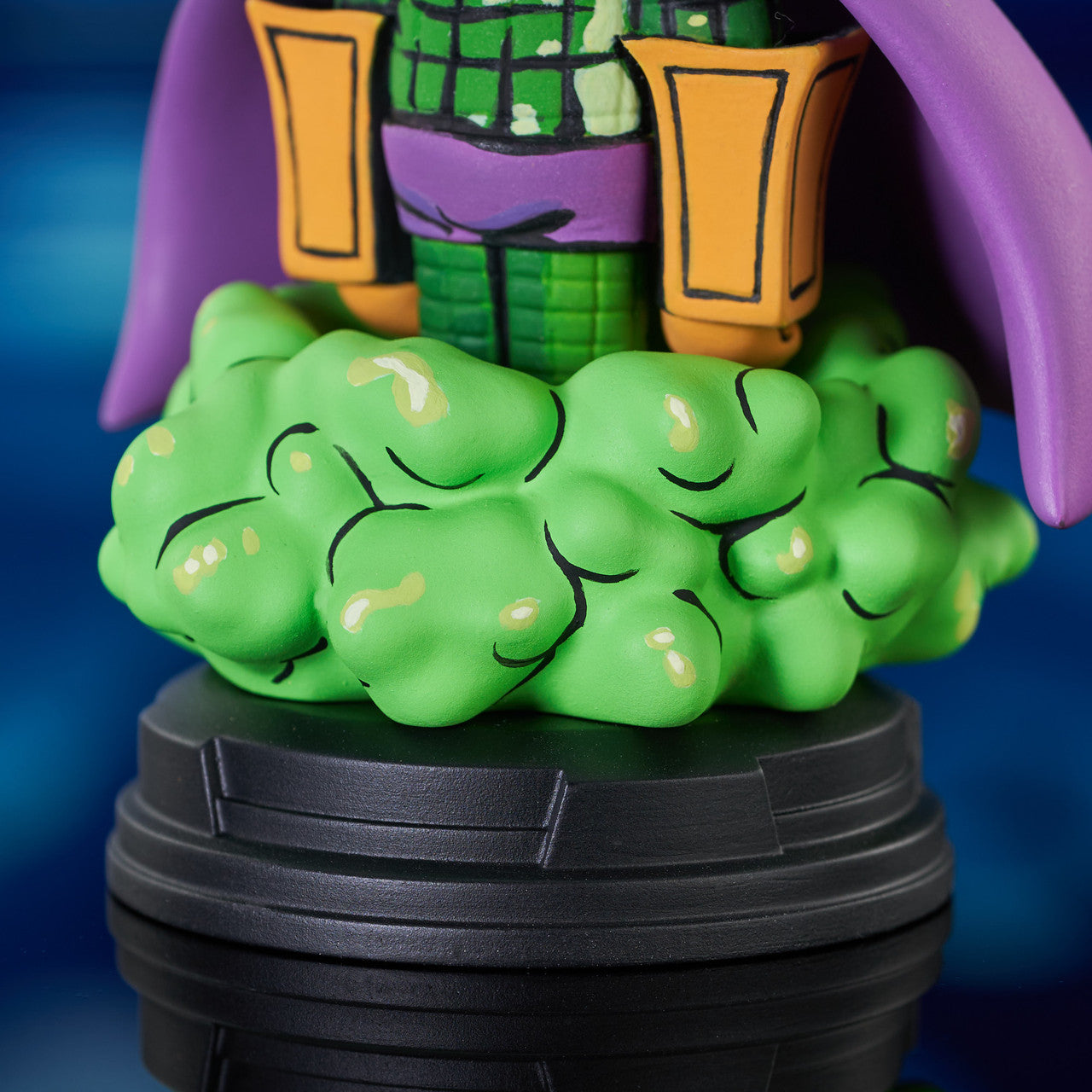 Marvel Animated Style Mysterio Statue
